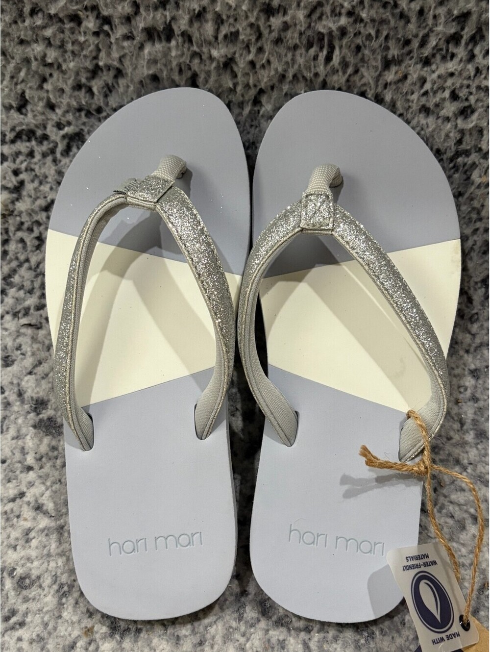 Hari Mari Meadows Asana 4006-203 Sandals Toddler Gray Glitter Flip Flop Youth 1